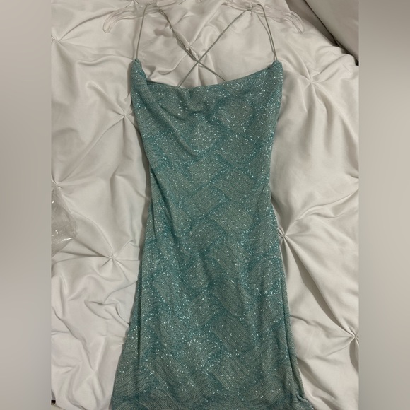 Kindra Formal X-Back Glitter Bodycon Dress - Picture 3 of 3